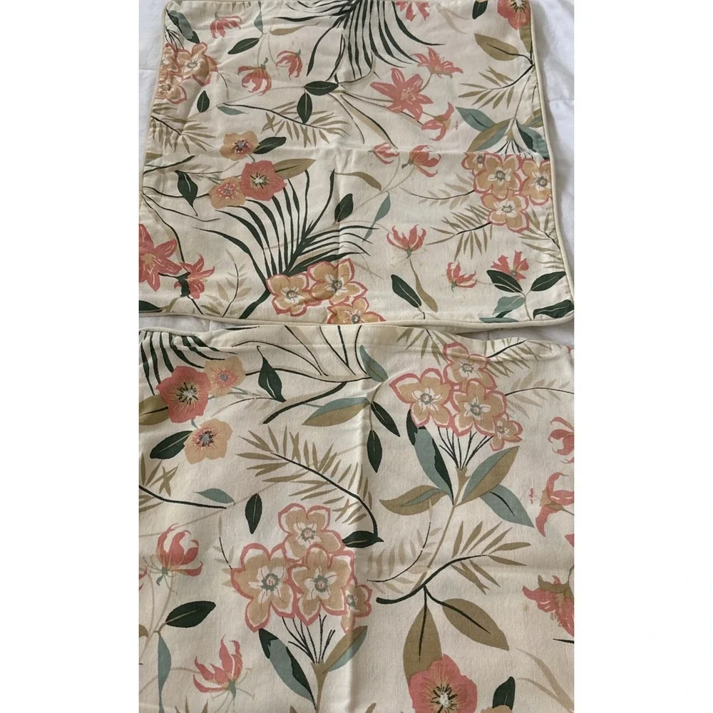 CRATE & BARREL‎ tropical FLORAL  18 x18  PILLOW SHAM set of 2